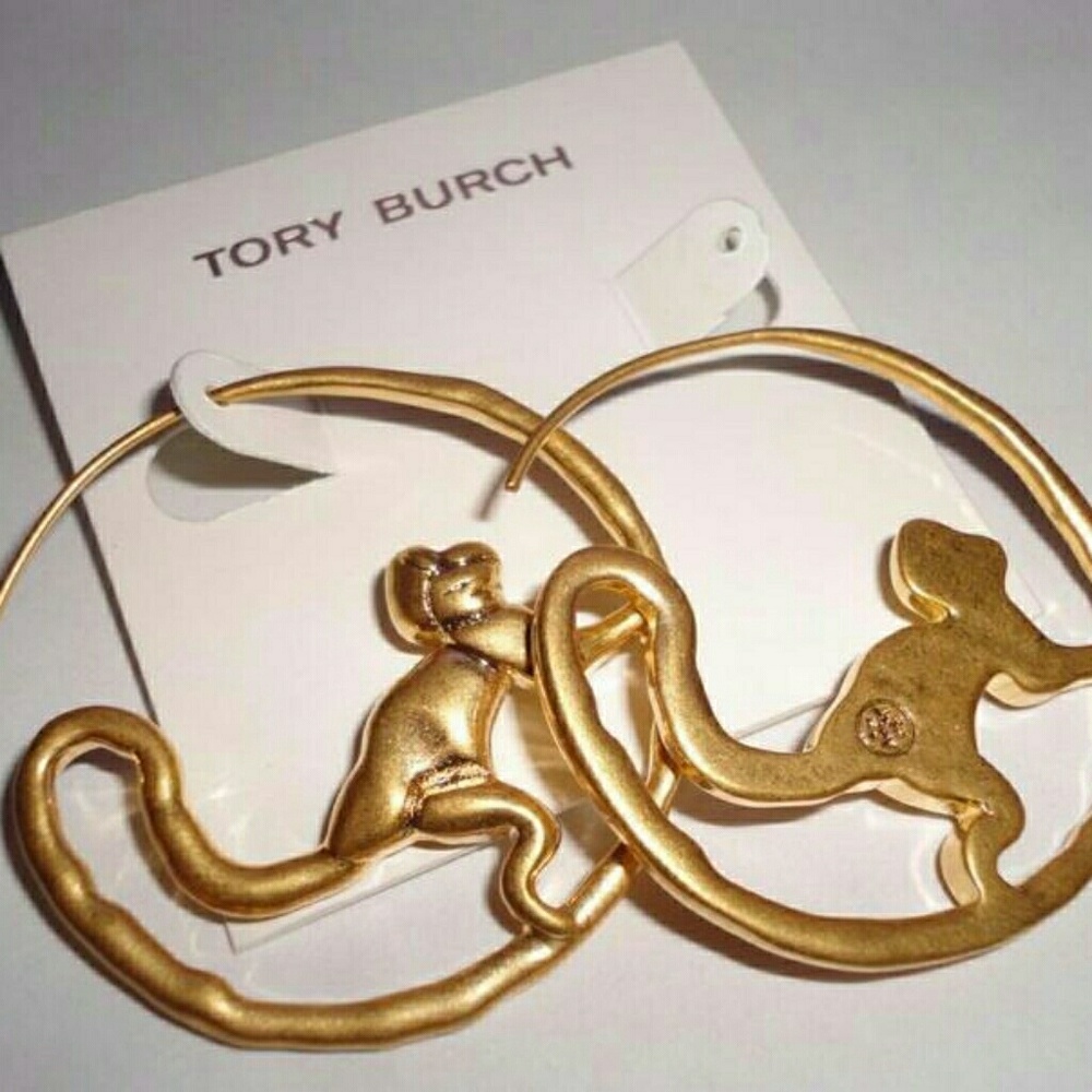 Tory Burch NWOT Monkey 16K Gold Hoop Earrings - Picture 6 of 7